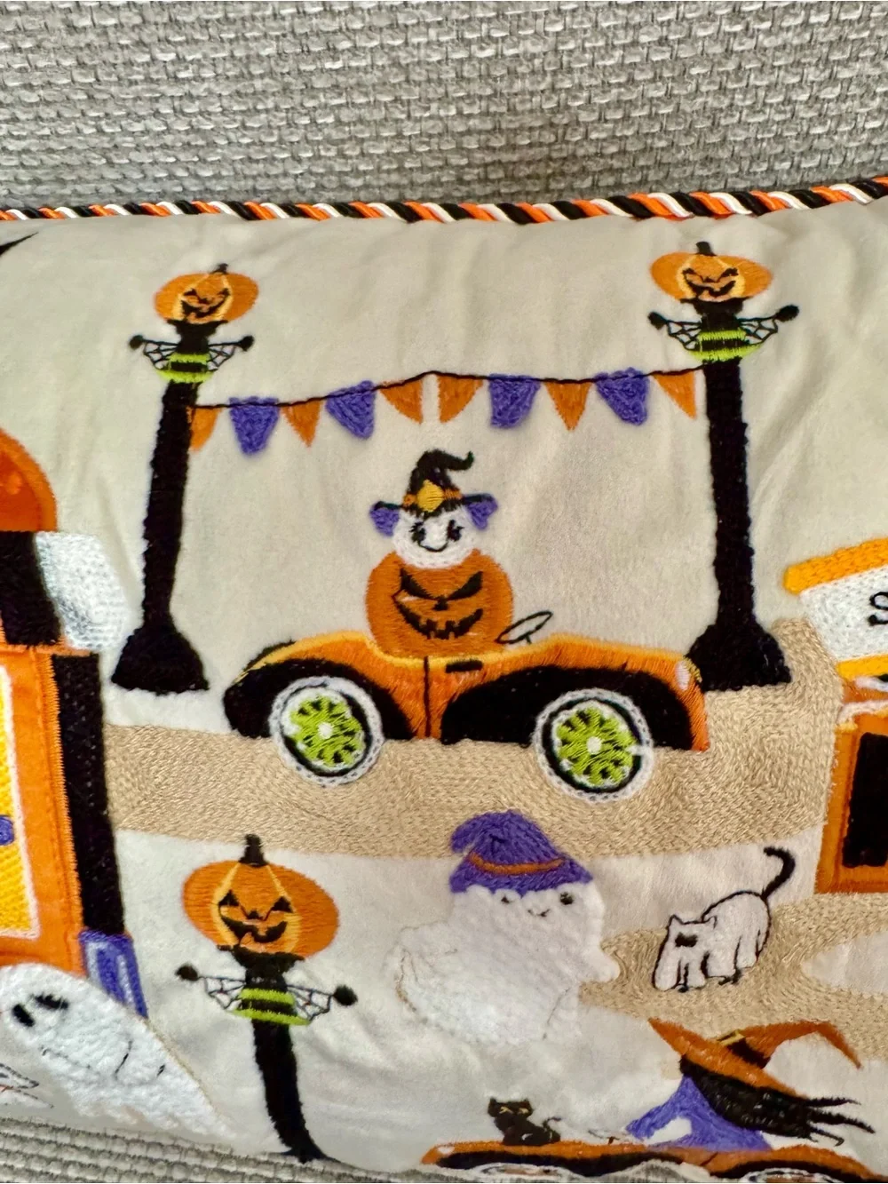 Halloween Town Pillow Ghost Village  Jack O’ Lantern Pumpkins Embroidered NWT